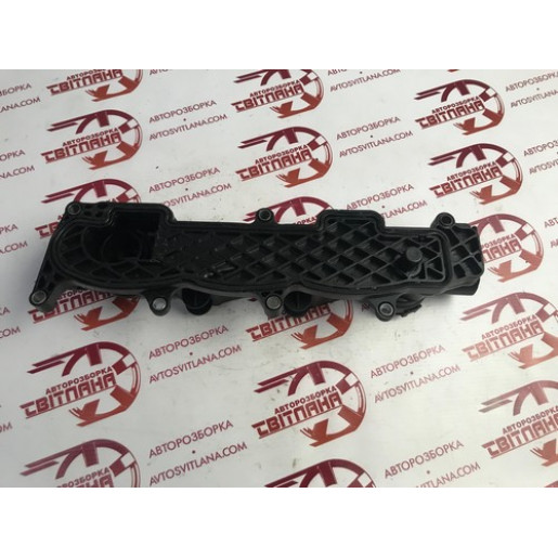 Клапанная крышка Citroen Berlingo 1.6 HDI 2003-2008 9651815680